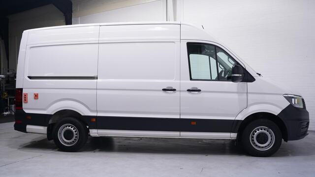 Volkswagen CRAFTER 2.0 TDI L3H3 LAADKLEP Navi, Camera App Connect, Apple Carplay, Uniek in NL, 3-Zits