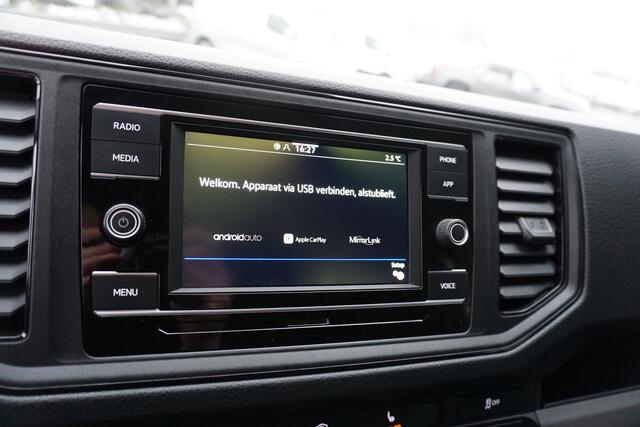 Volkswagen CRAFTER 140pk Automaat L3H3/L2H2 Apple carplay Camera Stoelverwarming Airco Parkeersensoren