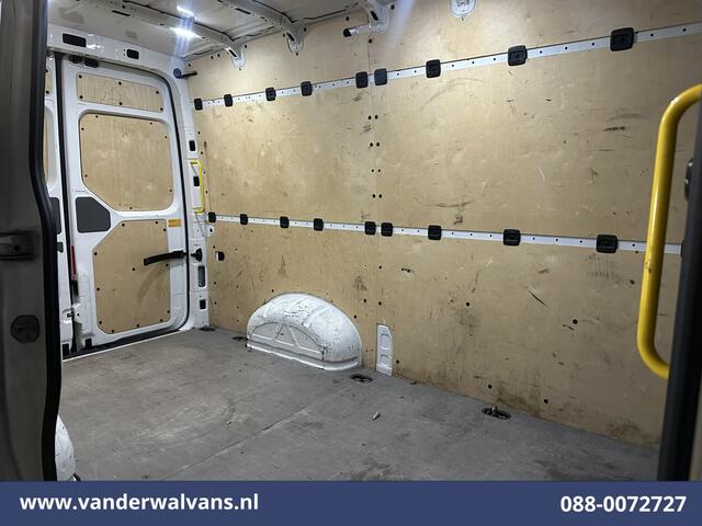 Volkswagen CRAFTER 2.0 TDI L3H3 L2H2 Euro6 Airco | Apple Carplay | Android Auto | Parkeersensoren Bijrijdersbank