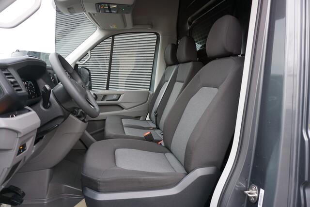 Volkswagen CRAFTER 35 140pk L3H3/L2H2 Facelift Apple Carplay Camera Cruise control Digitaal Dashboard 3-Zits