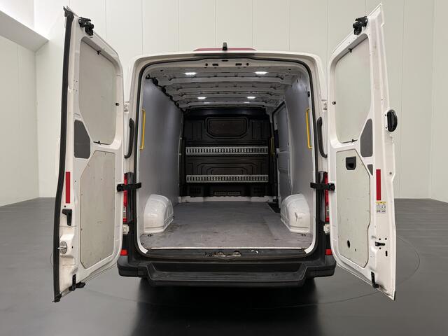 Volkswagen CRAFTER 2.0TDi 140PK Automaat L3H2 | Camera | Multimedia | 3-Zits | Airco | Cruise