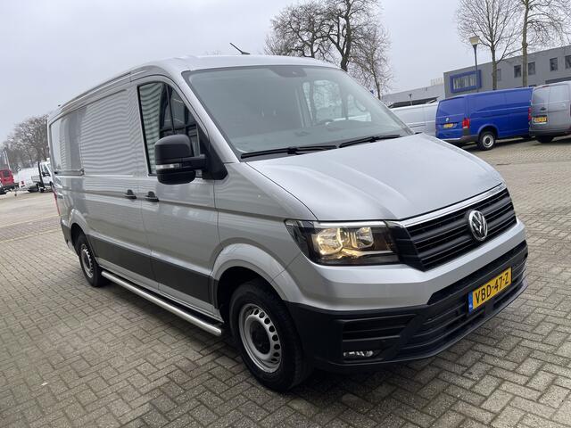 Volkswagen CRAFTER 30 2.0 TDI L3H2 Comfortline ( voorheen L2H1 ) / euro 6 / bpm vrij / lease vanaf ¤ 358 / vaste prijs rijklaar ¤ 21.950 ex btw / zilver metallic / airco / cruise / navi / pdc voor en achter