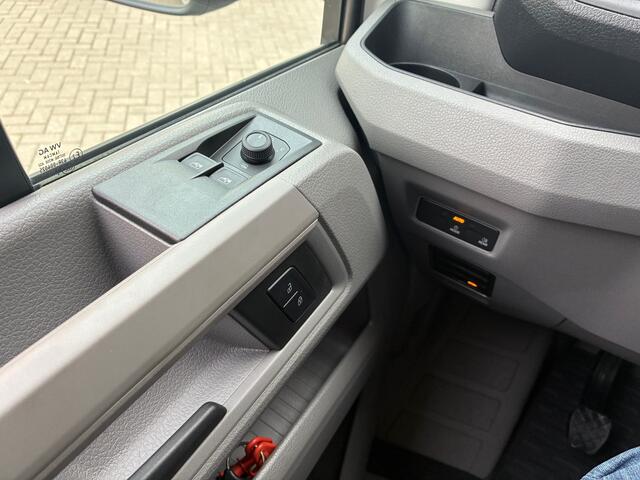 Volkswagen CRAFTER 35 2.0 TDI 164PK L4 EL Trendline EURO VI RWD Bakwagen