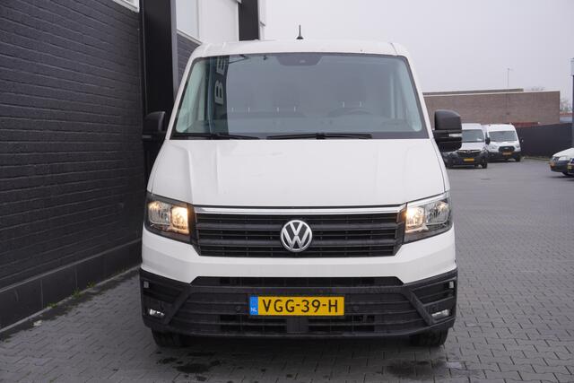 Volkswagen CRAFTER 2.0 TDI 140PK L3H2 Automaat EURO 6 - Airco - Cruise - Camera - ¤ 17.499,- Excl.