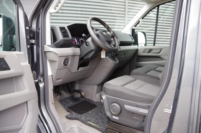 Volkswagen CRAFTER 35 2.0 TDI L3H3 177PK AUT. LED, STOELVERWARMING, TREKHAAK, ERGO ACTIVE GEVEERDE STOEL, CLIMATE CONTROL, CAMERA, NAVI, PARKEERSENSOREN