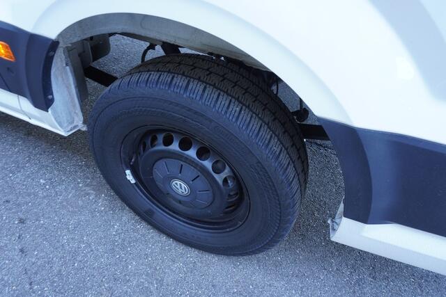 Volkswagen CRAFTER 35 163pk RWD L3H3/L2H2 3500kg Trekhaak Apple Carplay Camera Cruise control Navigatie Tacho