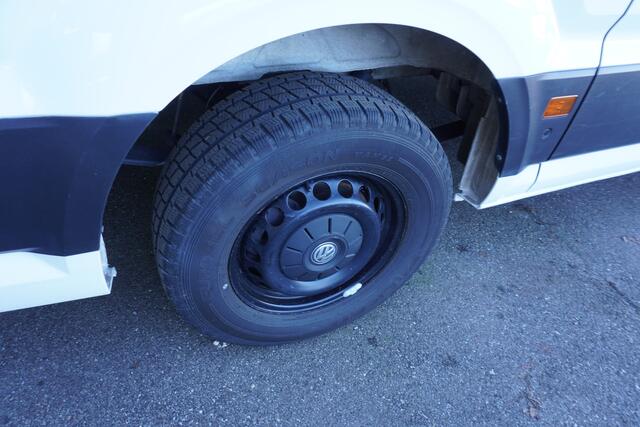 Volkswagen CRAFTER 35 163pk RWD L3H3/L2H2 3500kg Trekhaak Apple Carplay Camera Cruise control Navigatie Tacho