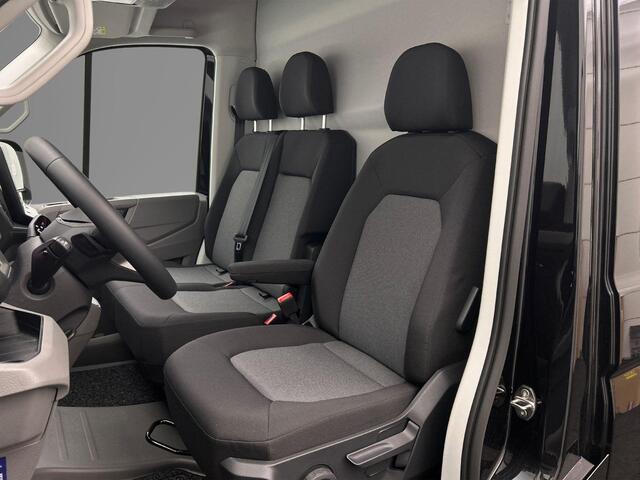 Volkswagen CRAFTER 35 2.0 TDI 177pk Automaat L3H3 Exclusive | 19" | LED | Sidesteps | Spoilers | Trekhaak | Betimmering | ACC | Navigatie | Camera| BPM-vrij | Verwarmd stuur | Excl. kostenrijklaar maken |