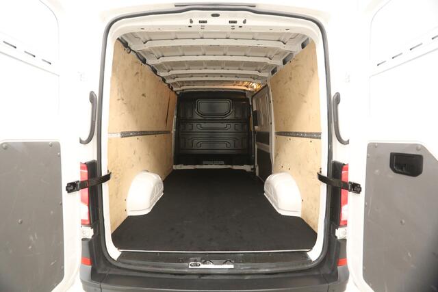 Volkswagen CRAFTER 2.0 TDI L3H2 | Marge | Airco | Cruise | Camera | Carplay | 3 Zits | Parkeersens.
