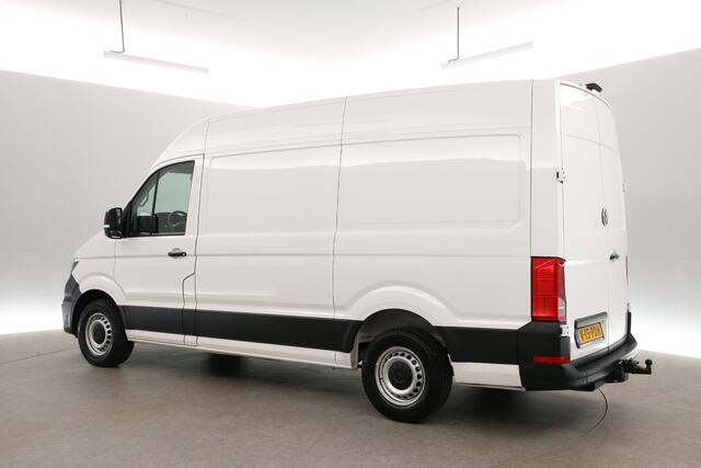 Volkswagen CRAFTER 2.0 TDI L3H3 140PK | Aut. | Airco | Camera | Adap. Cruise | Trekhaak | Carplay | Parkeersens.