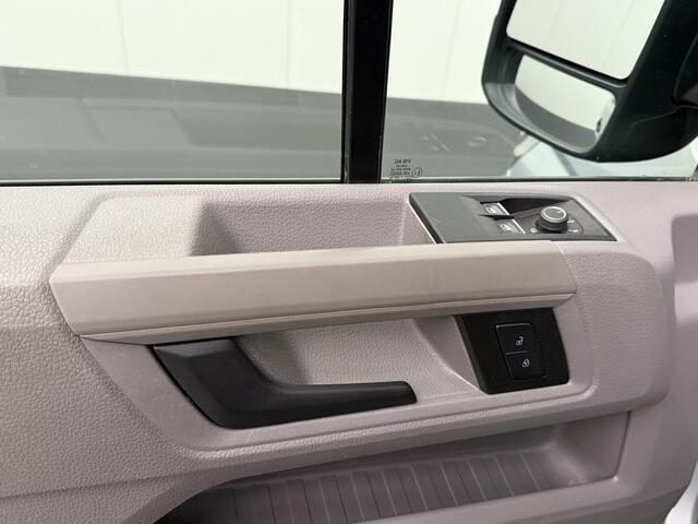 Volkswagen CRAFTER 2.0TDi 177PK DSG Automaat L3H3 | Navigatie | Camera | Airco | Cruise | 3-Zits | Betimmering