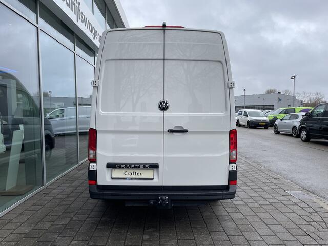 Volkswagen CRAFTER 35 2.0 TDI L3H3 Highline 140pk Automaat | Trekhaak met opstap | App connect | 3 Zits excl BTW / incl BPM