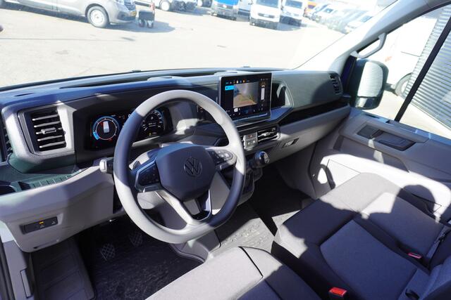 Volkswagen CRAFTER 35 140pk L3H3/L2H2 Facelift Apple Carplay Camera Betimmering Cruise control Digitaal Dashboard