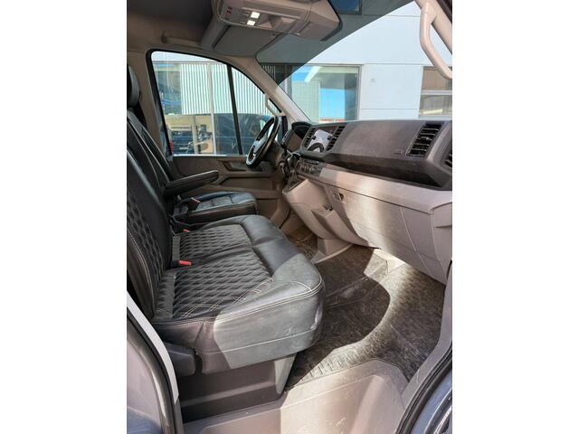 Volkswagen CRAFTER L3H2 2.0 TDI 177pk 3.5T Automaat Exclusive-Edition / Wordt verwacht / Lederen bekleding / LED-koplampen