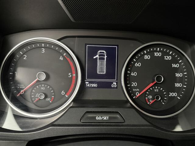 Volkswagen CRAFTER 2.0TDI 140PK | Euro 6 | L3H3 Highline | Navigatie | Multimedia | Airco | Cruise | 3-Zits