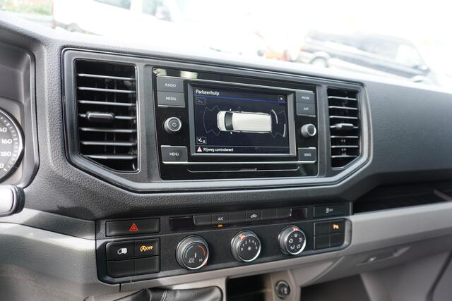 Volkswagen CRAFTER 35 177pk L4H3/L3H2 LED Apple Carplay Parkeersensoren Camera 3-Zits Multifunctioneel stuurwiel