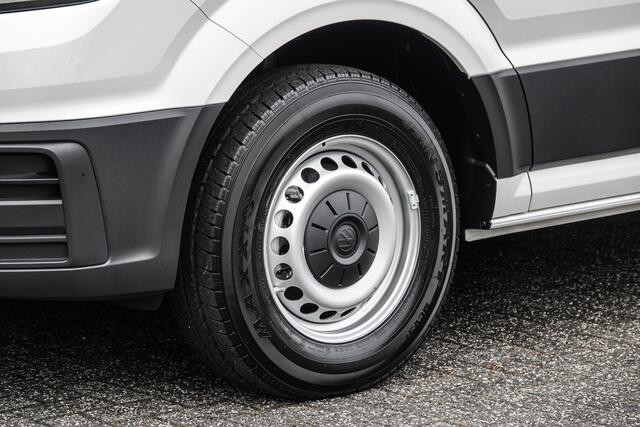 Volkswagen CRAFTER Bakauto | 2.0Tdi 163Pk | L3 | Dubbele cabine | 7-Persoons | 35 | 3.500Kg trekgwicht | Open Laadbak | Achteruitrijcamera | Trekhaak