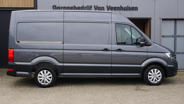 Volkswagen CRAFTER 35 2.0 TDI 140pk DSG Highline 3-Zits L3H3 LED Geveerde Stoel 17inch LM Adaptive Cruise *NL auto* 1e Eigenaar 86507km!