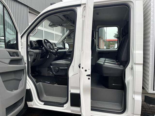 Volkswagen CRAFTER 35 2.0 TDI L4 DC 140pk Airco Cruise controle Trekhaak 3000kg trekgewicht Kipper 6-Persoons Euro 6 Dubbele cabine 1e eigenaar Open laadbak Pick-up Bakwagen Kieper