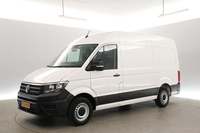Volkswagen CRAFTER 2.0 TDI L3H3 140PK | 3000KG Trekgew. | Trekhaak | Airco | Adap. Cruise | Camera | Carplay | 3 Zits