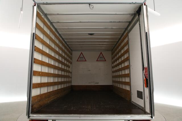 Volkswagen CRAFTER 2.0 TDI | Bakwagen | Laadklep | Zijdeur | Airco | 3 Zits | Camera | Carplay | Navigatie