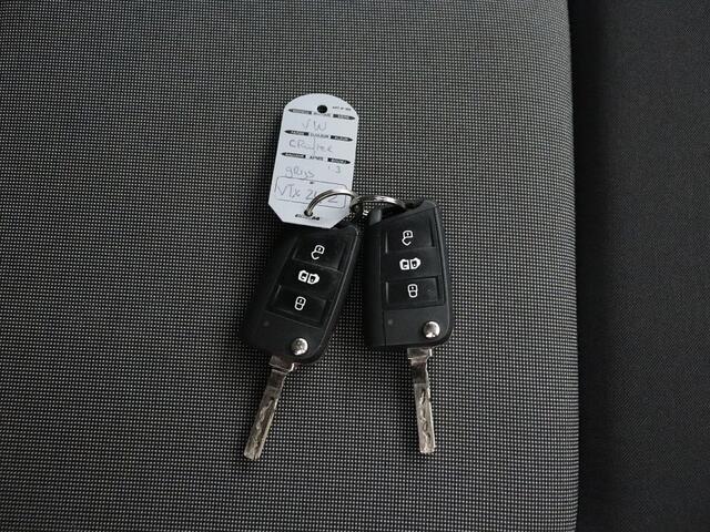 Volkswagen CRAFTER 2.0TDI 140PK DSG Automaat L5H3 Highline | Navigatie | Camera | Airco | Cruise | 3-Zits