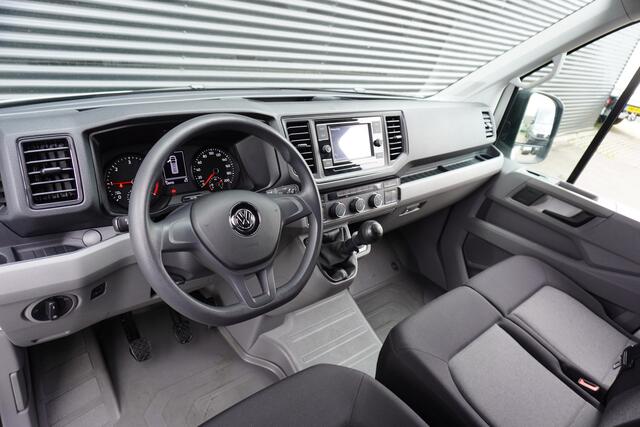 Volkswagen CRAFTER 35 140pk L3H3/L2H2 Apple Carplay Camera Parkeersensoren 3-zits Airco