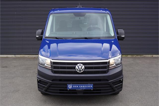 Volkswagen CRAFTER 35 140pk L3H3/L2H2 Navigatie Trekhaak Parkeersensoren Stoelverwarming Airco