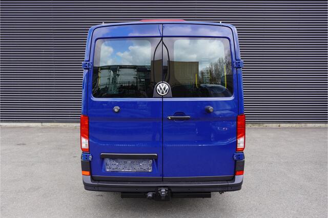 Volkswagen CRAFTER 35 140pk L3H3/L2H2 Navigatie Trekhaak Parkeersensoren Stoelverwarming Airco