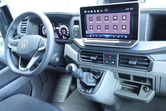 Volkswagen CRAFTER 35 2.0 TDI 140pk L3H3 Comfortline Camera Carplay Stoelverwarming Parkeersensoren Virtual Cockpit Bijrijdersbank