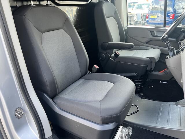 Volkswagen CRAFTER 35 2.0 TDI L3H2 Airco Cruise Bleutooth verbinding Apple Carplay controle 1e eigenaar Dealer onderhouden Euro 6 Bpm vrij voor particulier gebruik !!