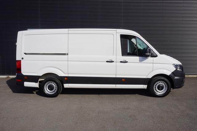 Volkswagen CRAFTER 140pk Automaat L3H2/L2H1 Apple Carplay Camera Navigatie Cruise control 270°C Deuren