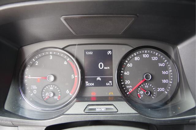 Volkswagen CRAFTER 35 2.0 TDI L3H3 3-ZITS, 177PK, TREKHAAK, CAMERA, ADAPT. CRUISE, VOORRUIT VERWARMING, CARPLAY