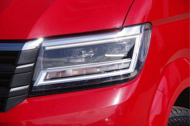 Volkswagen CRAFTER 35 2.0 TDI L3H3 177PK AUT. LED, TREKHAAK, GEV. ERGO ACTIVE STOEL, ADAPT. CRUISE, STOELVERWARMING, STUUR VERWARMING, STANDKACHEL, LEDER STUUR