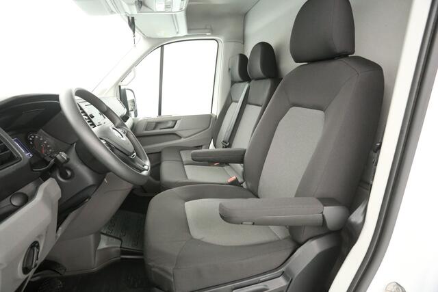Volkswagen CRAFTER 2.0 TDI 177PK L4H3 | 3000KG Trekgew. | Aut. | Airco | Cruise | Camera | 3 Zits | Carplay | Parkeersens.
