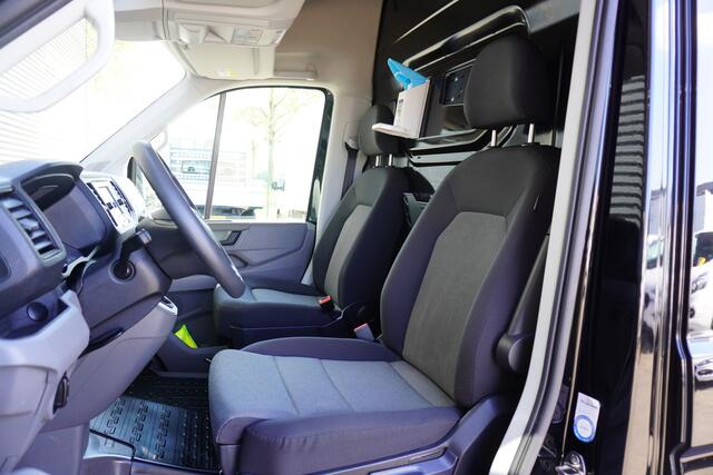 Volkswagen CRAFTER 35 180pk Automaat L4H3/L3H2 Parkeersensoren Camera 2-zits Apple Carplay