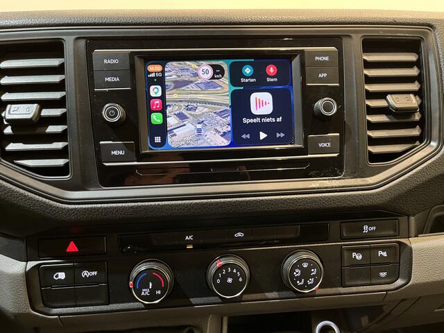 Volkswagen CRAFTER 35 2.0 TDI L3H2 140 PK / Euro 6 / 3.000 KG Trekgewicht / Airco / Camera / Carplay