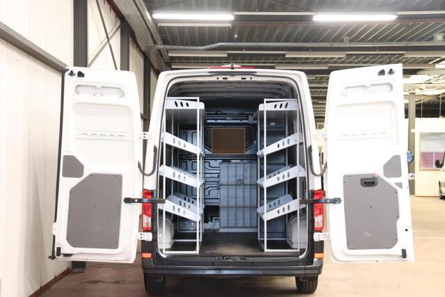 Volkswagen CRAFTER 35 2.0 TDI 140PK L3H3 EURO 6 3000KG trekvermogen Volkswagen Crafter 35 2.0 TDI 140PK L3H3 (oude L2H2) EURO 6