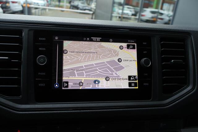 Volkswagen CRAFTER 35 2.0 TDI L3 DC Trendline | 140 PK | Navigatiesysteem | Cruise control | Apple CarPlay / Android Auto |