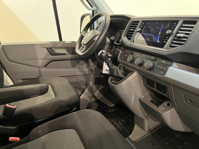 Volkswagen CRAFTER 35 2.0 TDI L3 140 PK Bakwagen / Dhollandia Laadklep / Meubelbak / Euro 6 / Airco / Cruise Control / CarPlay / Navigatie / 3-Zits / 85.000 KM !!