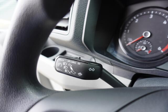 Volkswagen CRAFTER 140pk Open laadbak Dubbele cabine Trekhaak Airco Cruise control Pick-Up