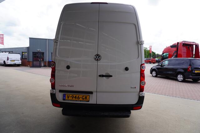 Volkswagen CRAFTER 35 2.0 TDI 140PK L3H2 nr.V026 | Airco | Cruise | Betimmering