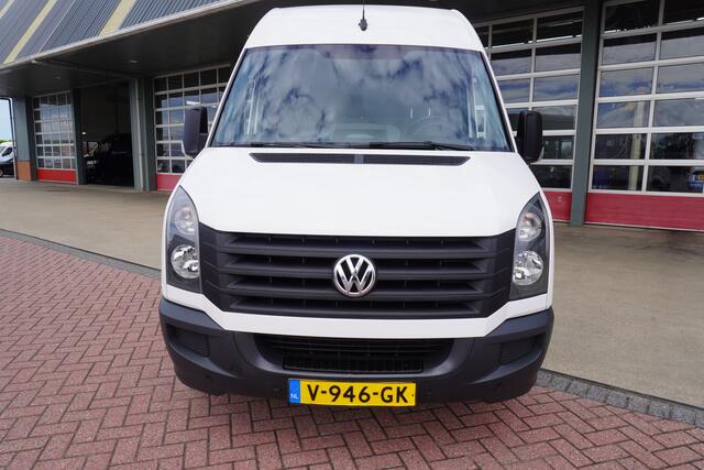 Volkswagen CRAFTER 35 2.0 TDI 140PK L3H2 nr.V026 | Airco | Cruise | Betimmering