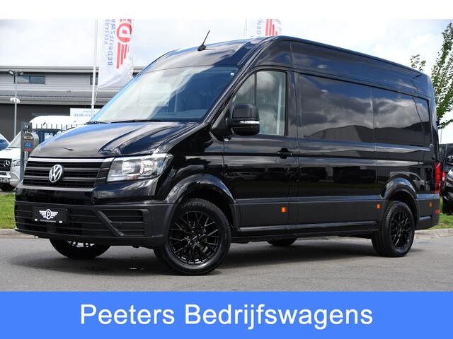 Volkswagen CRAFTER 35 2.0 TDI L3H3 Black Edition Camera, Cruise, Carplay, Trekhaak, 177pk, Multimedia, Geveerde stoel, Uniek!