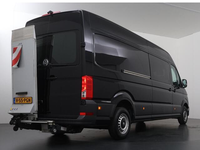 Volkswagen CRAFTER 2.0 TDI | AUT. | L4 H3 | DUBBEL CABINE | LAADKLEP | 177 PK | ADAPTIEVE CRUISE CONTROL | 7-ZITS DC | LED | CARPLAY | ANDROID AUTO | ACHTERUITRIJCAMERA | PARKEERSENSOREN | STUURWIEL VERWARMING | METALLIC LAK