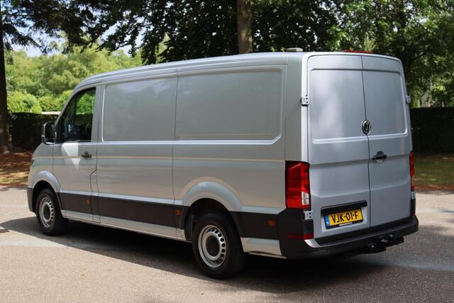 Volkswagen CRAFTER 35 2.0 TDI L3H1 Highline 2017 | Trekhaak | Parkeersensoren | Elektrische Ramen | Cruise Control | Boekjes | Standkachel | 2 Sleutels | Alarm Klasse 3 | Stuurwiel Bediening