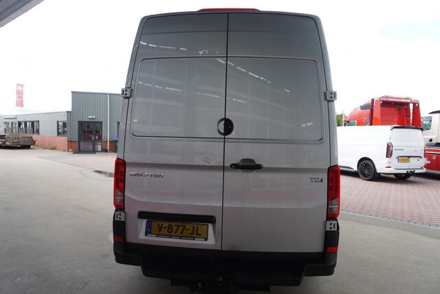 Volkswagen CRAFTER 35 2.0 TDI 141PK L3H3 nr.V190 | Climate | Cruise | Trekhaak