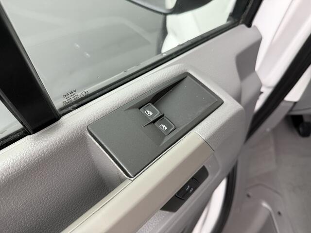 Volkswagen CRAFTER 2.0TDi 140PK L3H2 | Led | Navigatie | Camera | Airco | Cruise | 3-Zits