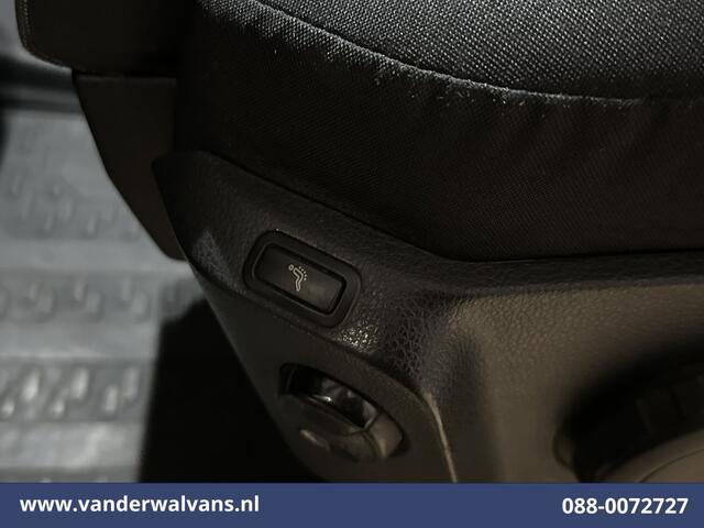 Volkswagen CRAFTER 2.0 TDI 141pk L3H3 L2H2 Euro6 Airco | Camera | Apple Carplay | Cruisecontrol | Chauffeursstoel Android Auto, Massagestoel