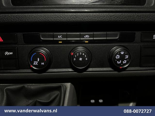 Volkswagen CRAFTER 2.0 TDI 141pk L3H3 L2H2 Euro6 Airco | Camera | Apple Carplay | Cruisecontrol | Chauffeursstoel Android Auto, Massagestoel